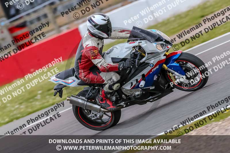 PJ Motorsport Photography;donington no limits trackday;donington park photographs;donington trackday photographs;no limits trackdays;peter wileman photography;trackday digital images;trackday photos